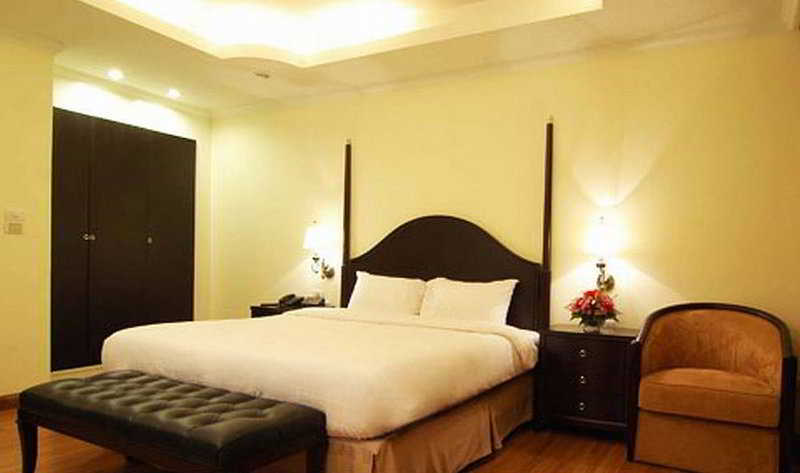 होटल Lk Royal 4*